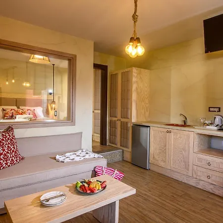 Esperides Crete, The Authentic Experience